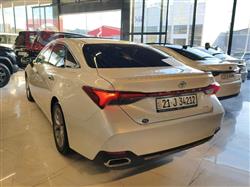 تويوتا أفالون